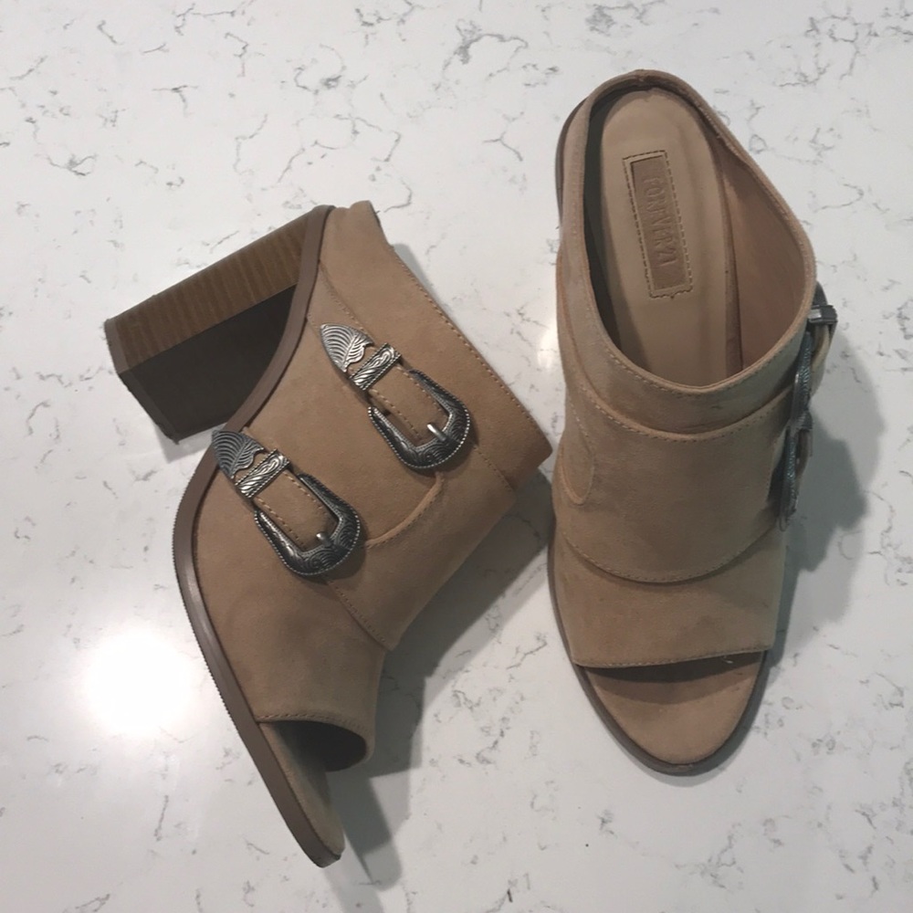 Heels - Picture 6 of 6